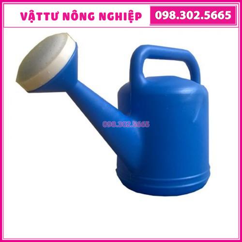 Doa (Bình) nhựa tưới cây loại 2 lít