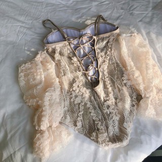 bikini công chúa trễ vai