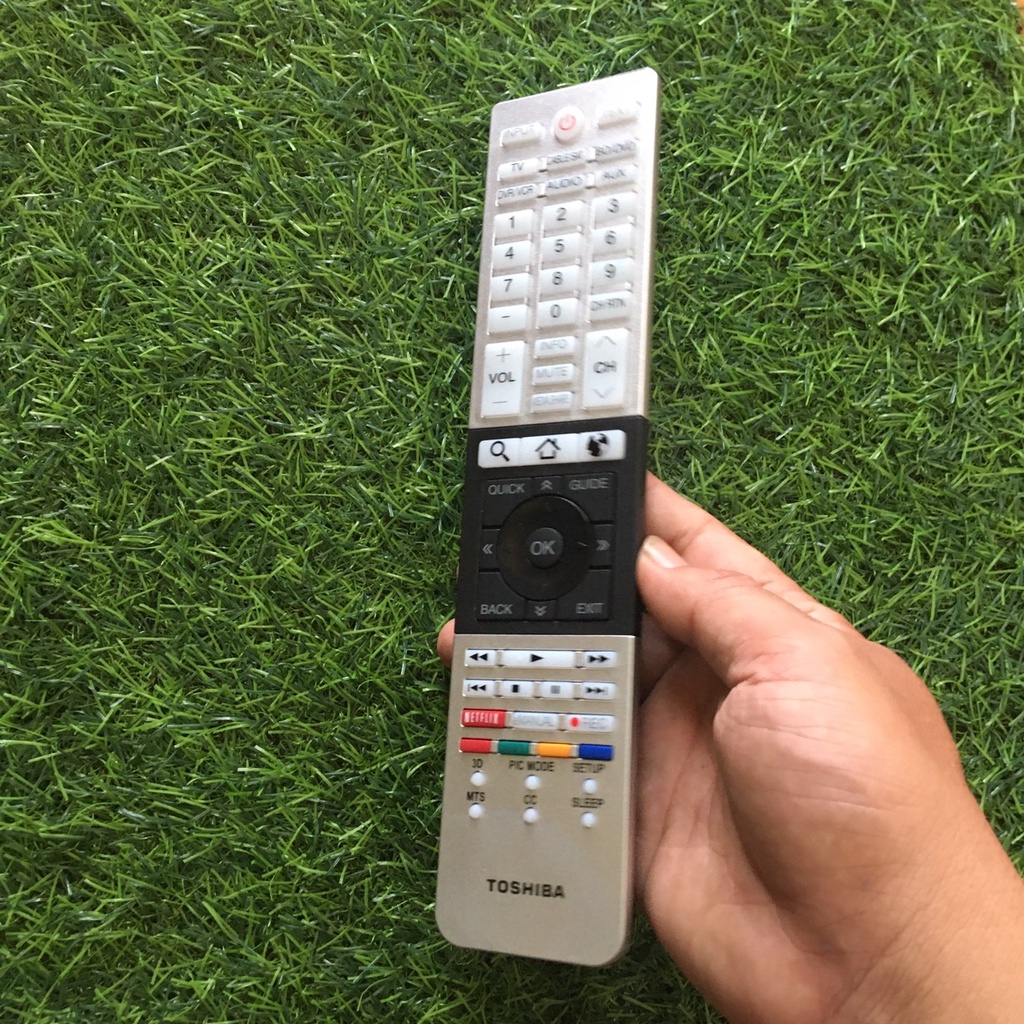 Điều khiển tivi Toshiba RM-L1328 loại dài to đa năng dùng cho nhiều loại khiển toshiba to và dài