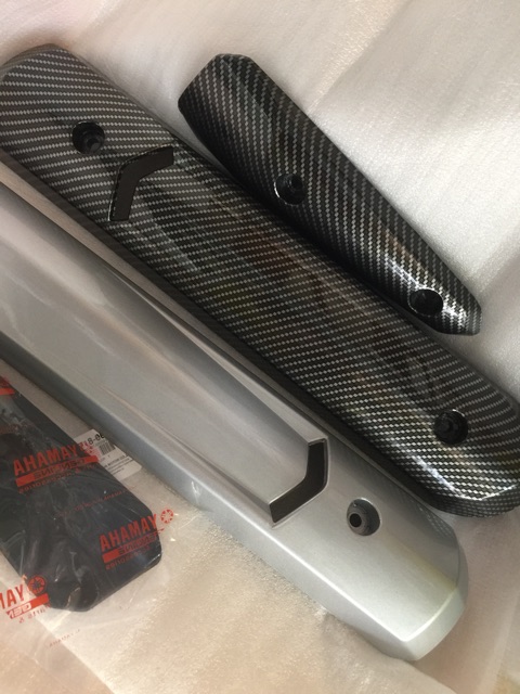 Ốp pô spark carbon