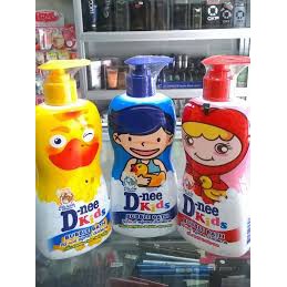 Sữa tắm gội trẻ em Dnee kid 400 ml