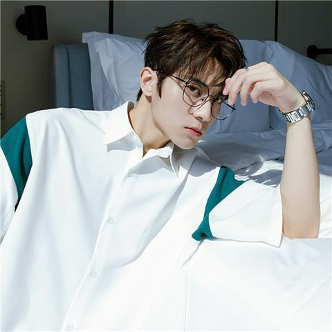 Áo Sơ Mi Tay Ngắn MAVOTA  Áo Sơ Mi Họa Tiết Phong Cách Hàn Quốc Thời Trang  Dành Cho Nam Và Nữ ASM46