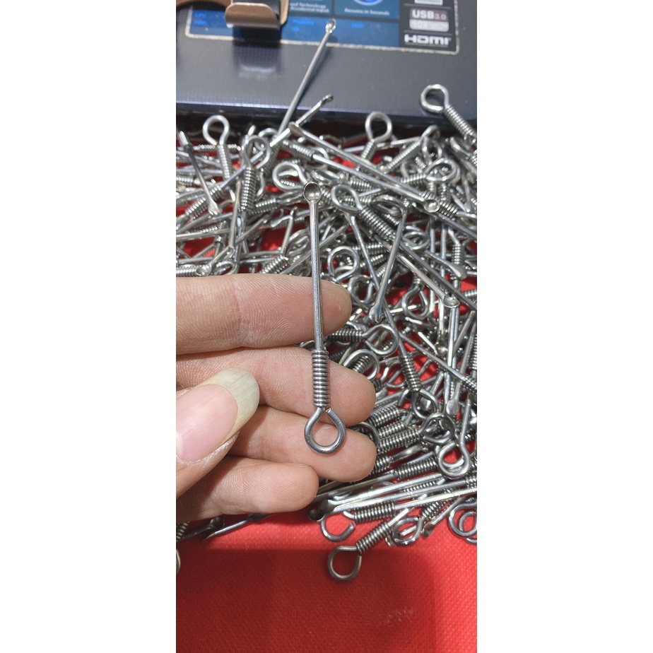 Móc ráy tai đã lên màu titan cực chất EDC simple