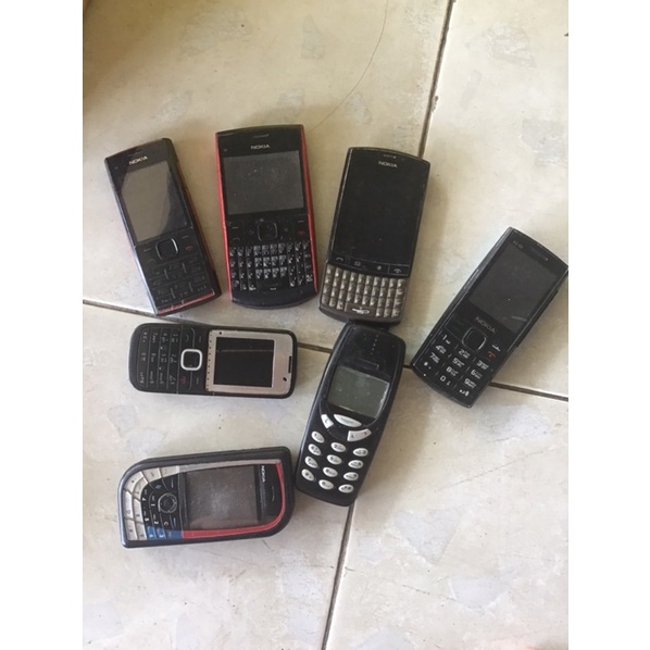 Xã hàng lô xác điện thoại bàn phím lấy hết lô giá 19k/1c