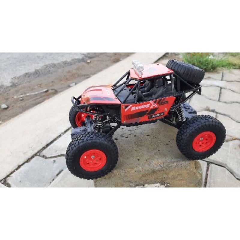 XE ĐỊA HÌNH LEO NÚI ROCK CRAWLER ĐIỀU KHIỂN TỪ XA PIN SẠC