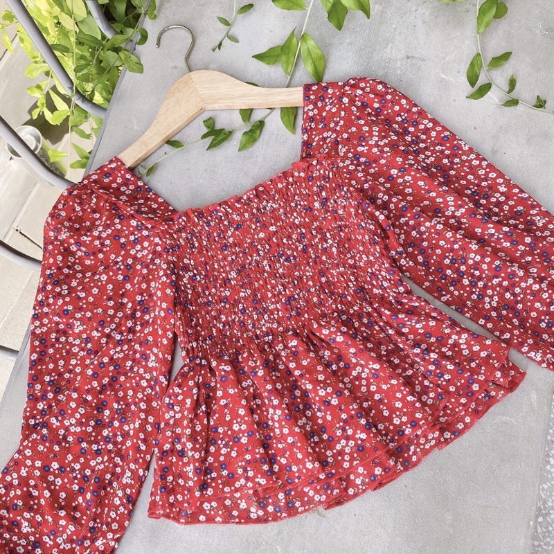Áo croptop nữ kiểu hoa tay phồng nhún chỉ