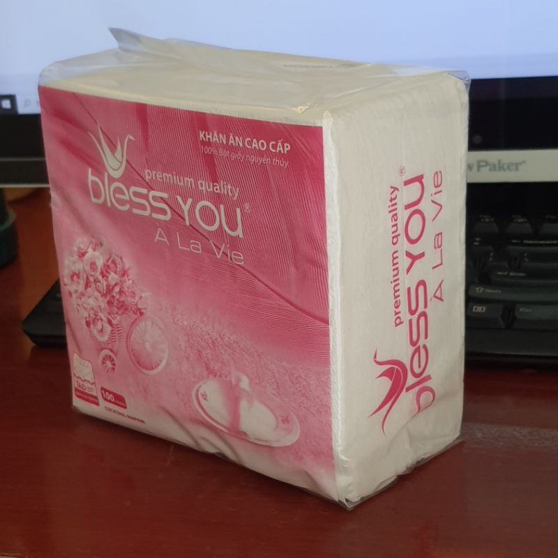 Khăn Giấy Vuông Bless You Cao Cấp À La Vie 100 Tờ 33x33cm