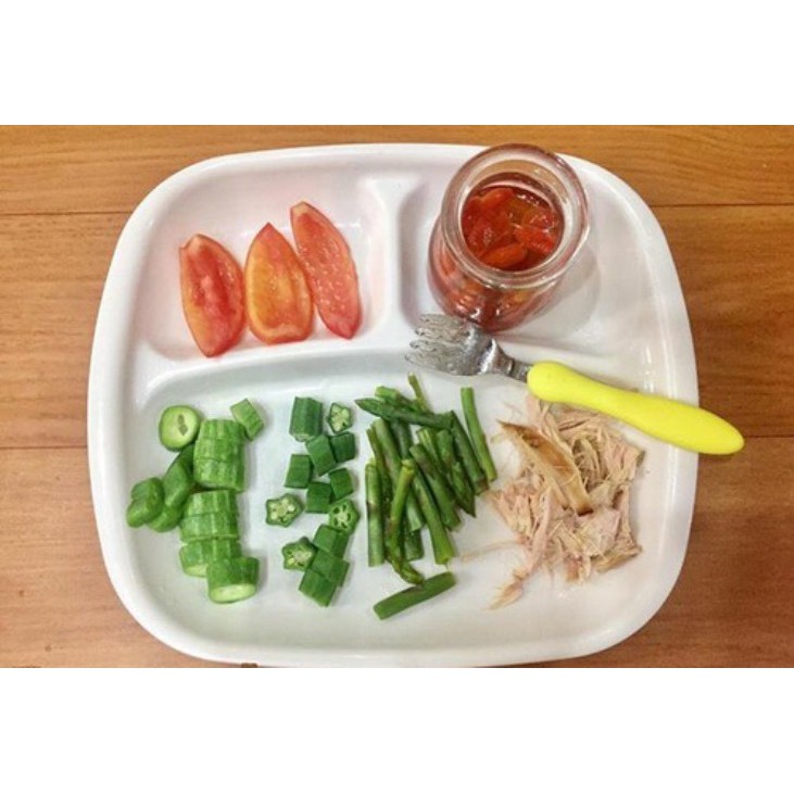 Khay ăn dặm BLW chia 3 ngăn cho bé Nakaya - Made in Japan - KBN 148210