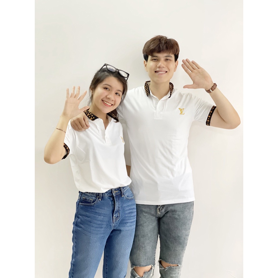 Áo thun nam cổ trụ tay ngắn phối ngực họa tiết logo LV phối cổ,ống tay hình LV áo chất cotton thoáng mát thời trang hè