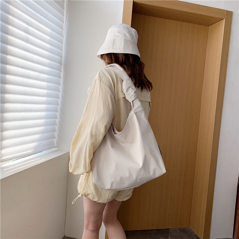 Túi Đeo Vai Cỡ Lớn Bằng Nylon Màu Sắc Đơn Giản Thời Trang Cho Nữ