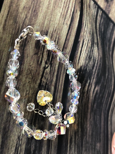 Vòng Tay Pha Lê Áo Tim Kit