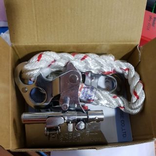 Khóa hãm trượt ADELA H 8621