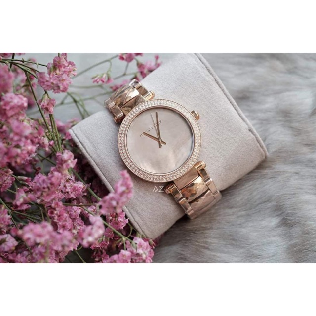 Đồng hồ nữ hiệu MIcheal Kors