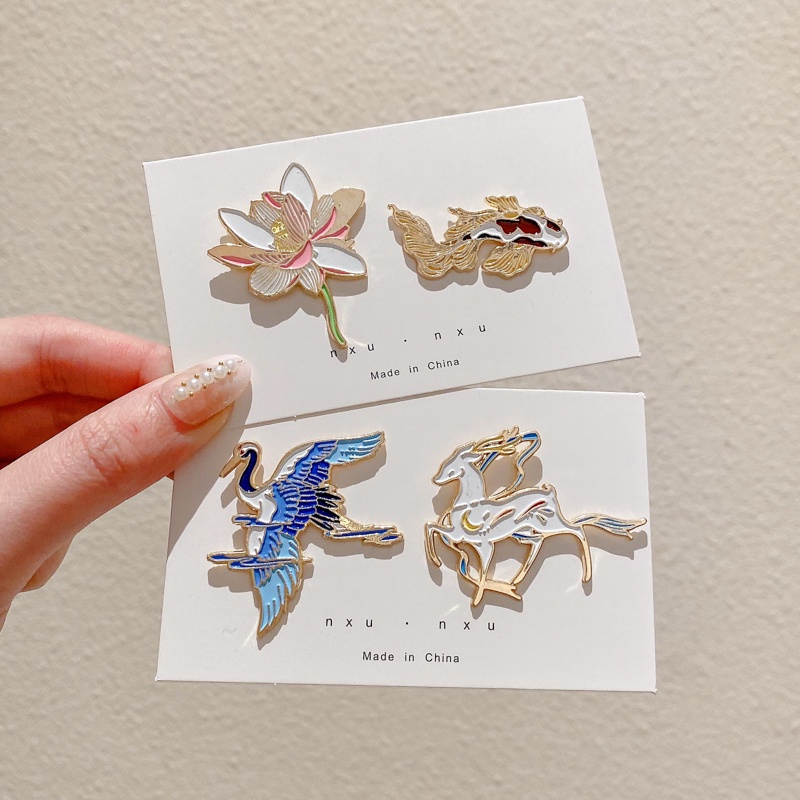 Ghim Cài Áo Hình Con Nai Thời Trang