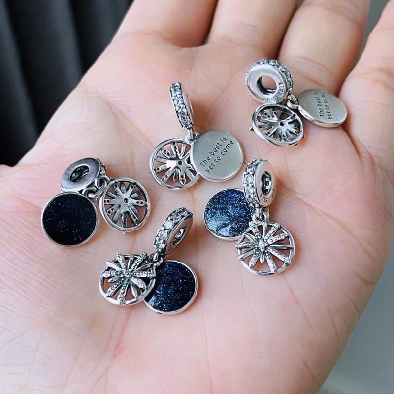 Hạt charm bảng i