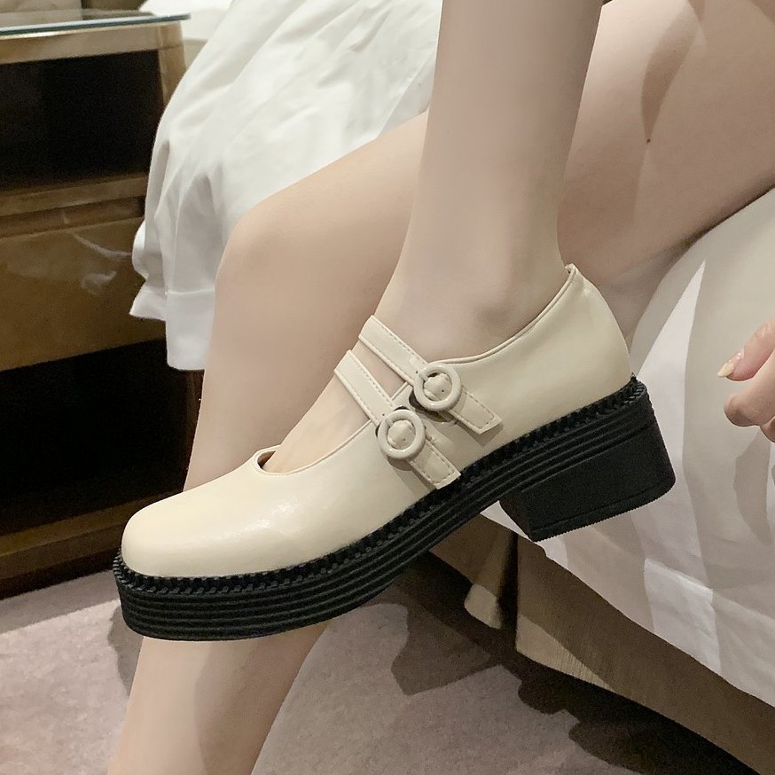 Giày Nữ Đế Bằng Mũi Vuông Thời Trang Cá Tính | BigBuy360 - bigbuy360.vn