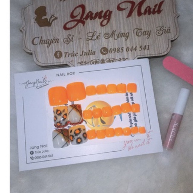 A68 bộ 24 móng chân giả màu cam dạ quang kèm keo dũa