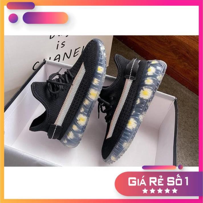 HÀNG VỀ_Giày Thể Thao Nữ YZ Đế Kếp Hoa Cúc Ra Nắng Đổi Màu 2020 | BigBuy360 - bigbuy360.vn