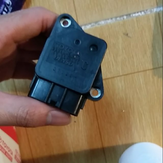 Cảm biến khí nạp Innova 06-15
