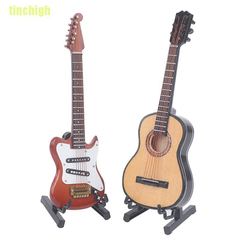Mô hình đàn guitar và đế đỡ trưng bày mini tỉ lệ 1/6 bằng gỗ dành cho trang trí nhà búp bê