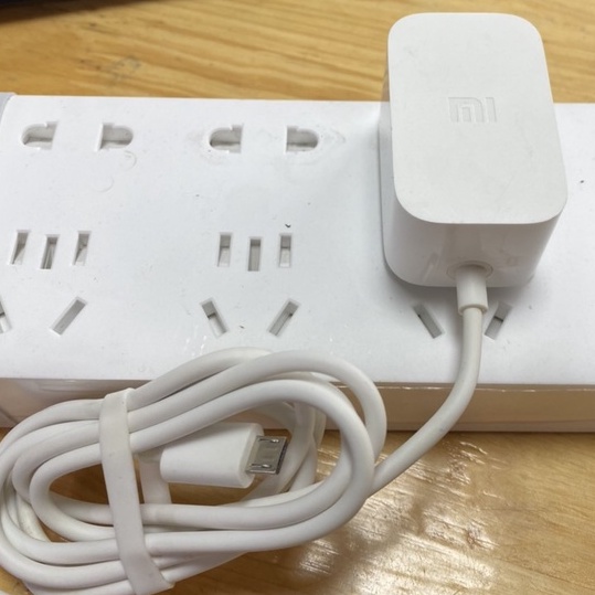 SẠC XIAOMI 2A liền dây dùng cho điện thoại ,camera .Nguồn Xiaomi 5V2A dùng cho camera Ezviz, Imou, hilook,..., Nguồn đ