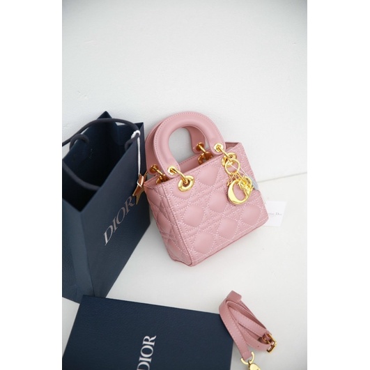 Túi lady diorr size18cm fullbox thoải mái đựng điện thoại