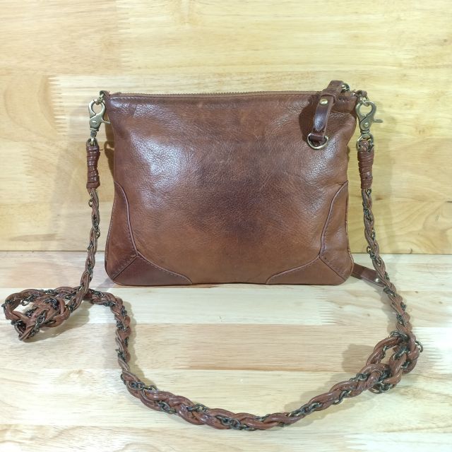 Túi đeo chéo da thật secondhand  240712
