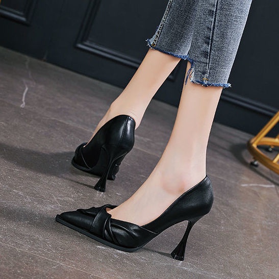 [Hàng Tại Chỗ] Giày Cao Gót Mũi Nhọn Đế Dày Bằng Da Mềm niche Thời Trang Mùa Xuân Cho Nữ sh