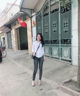 Áo sơ mi dài tay nữ trắng