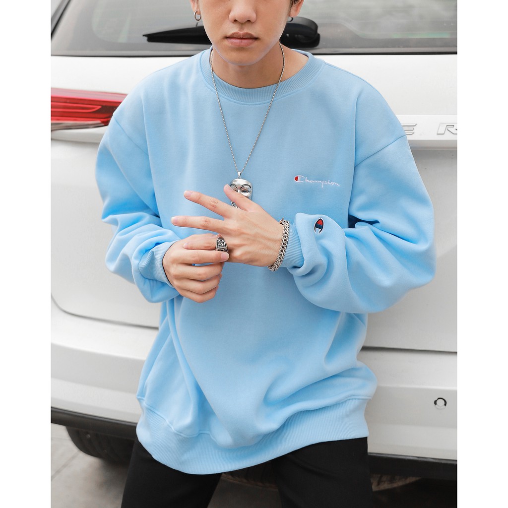 Áo Tay Dài Sweater Champion Chữ Thêu Màu Xanh Dương | BigBuy360 - bigbuy360.vn