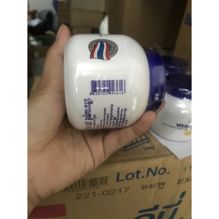 Kem dưỡng ẩm Vitamin E Thái Lan 200ml
