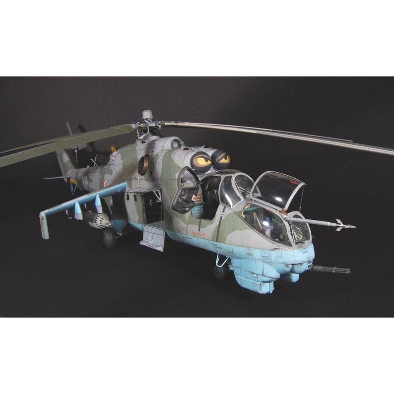 (Thiết kế chuẩn) Bộ kit mô hình giấy 3D Máy bay trực thăngMil Mi-24 Hind