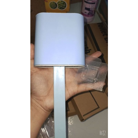 CHÀ TOLET SILICON XỊN XÒ TẶNG MIẾNG DÁN