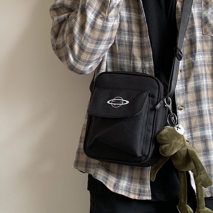 Túi đeo chéo một bên vai phong cách Nhật Bản và Hàn Quốc sang trọng