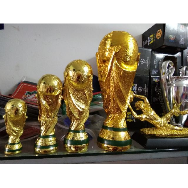 (Ảnh thật) Mô hình cup cúp vàng World