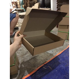 Hộp carton nắp gài đựng quần áo phụ kiện size 25x20x6