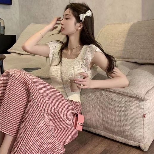 【Hana and Alice】Áo Thun Dệt Kim Ngắn Tay Lưng Cao Khoét Lỗ Phong Cách Quyến Rũ