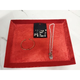 Dĩa nhung trung đỏ 23cm x 34cm