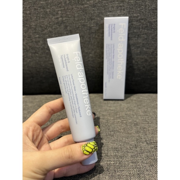 Kem Ngày Dưỡng Trắng Nâng Tone Chống Nắng Spf 50 Feld ApothekeKem Tone Up Đa Nhiệm Bright-G Hautaktivierend Tagescreme