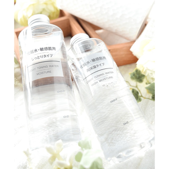 Nước hoa hồng Muji