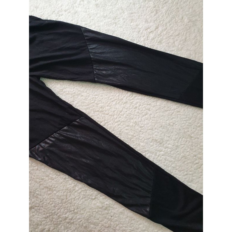 Thanh lý quần legging phối da.