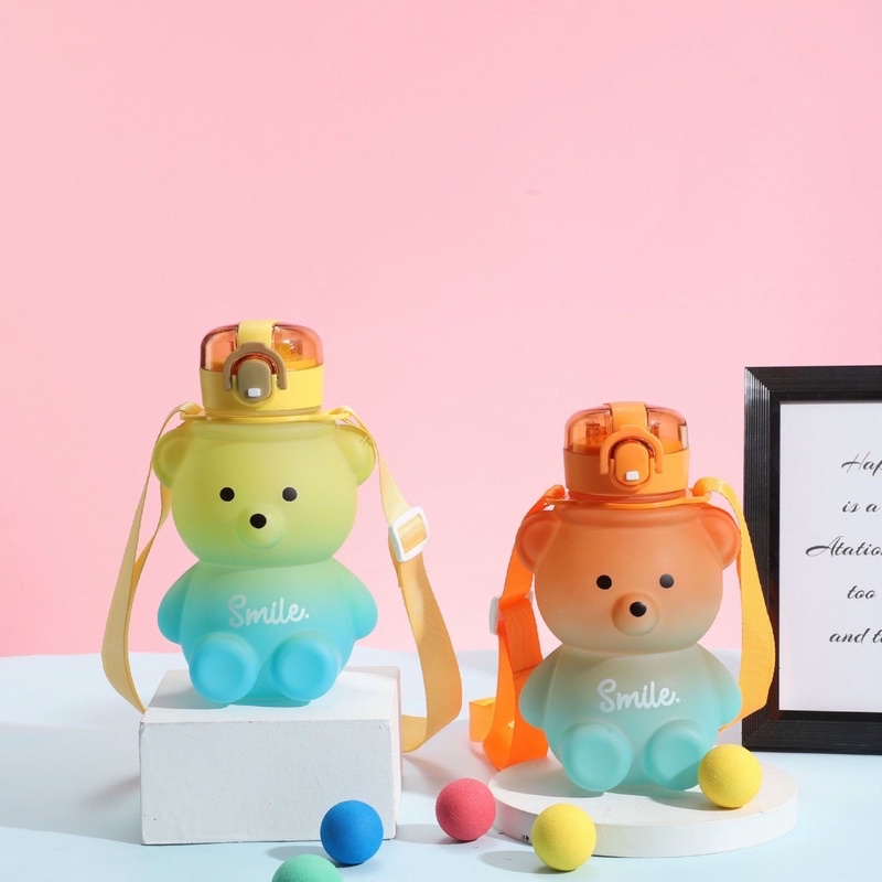 Bình gấu Cute 800ml ❤️FREESHIP❤️Bình nước gấu smile có dây đeo siêu đáng yêu kute (sỉ hot)
