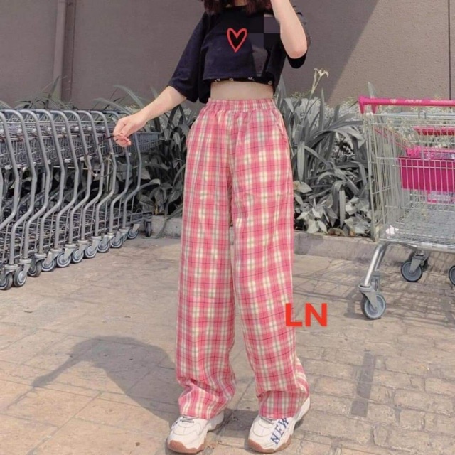Sét áo croptop tim đỏ tay ngắn + quần kẻ Hồng LN12