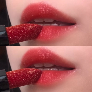 The lipstick does not fade, pregnant women can use the non-stick lipstick moisturizer