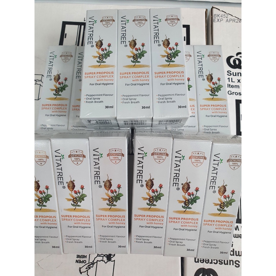 Chai xịt giảm đau họng keo ong Vitatree (mẫu mới 30ml)