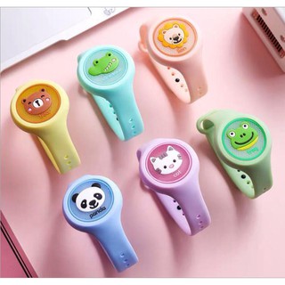 [CHUYÊN SỈ GIÁ SỐC] VÒNG TAY ĐUỔI MUỖI CHO BÉ HÌNH ĐỒNG HỒ PHÁT SÁNG - GIAO NGẪU NHIÊN