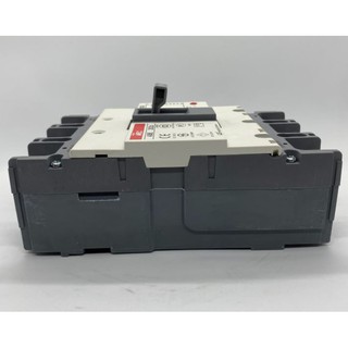 Attomat 3 pha MEC -ABE -203 /150 A/LS Giá Rẻ