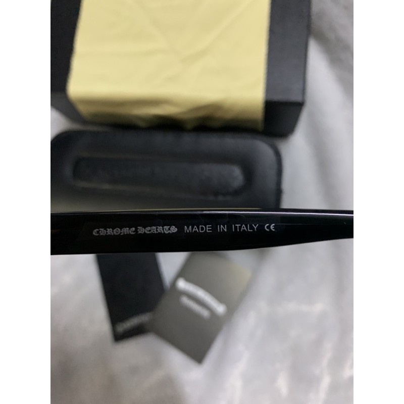 Kính Unisex Chrome Heart Gọng Đen Nhựa Cao Cấp Không Box.