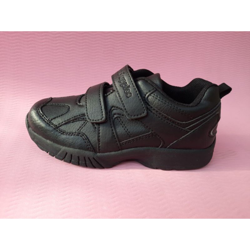 Giày xuất cho bé