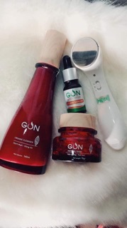 SERUM GON DƯỠNG TRẮNG HỒNG DA